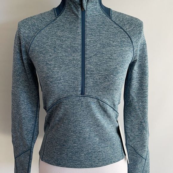 Lululemon always alert 1/2 zip - Picture 6 of 11